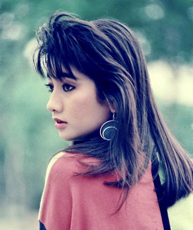 Kiểu tóc nổi tiếng một thời của Mr Đàm chính là học theo Lý Thu Thảo.