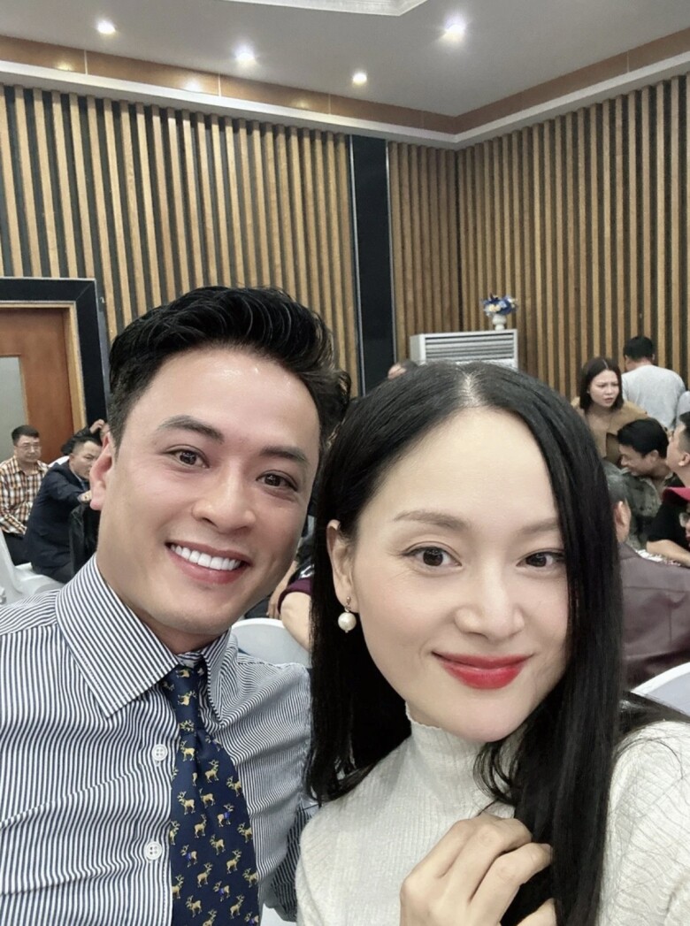 Trước đó, bức hình Lan Phương chụp cùng Hồng Đăng đã làm dấy lên nghi vấn về sự trở lại của nam diễn viên.