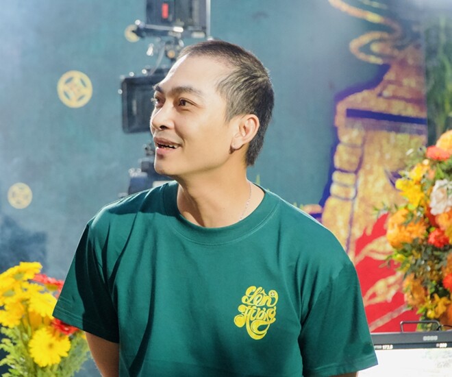 Đạo diễn kiêm giám đốc sản xuất Khương Ngọc.
