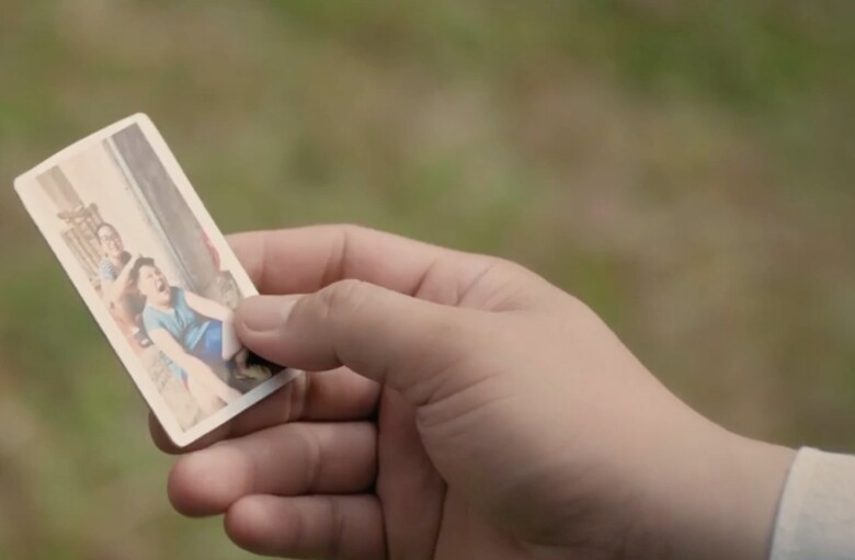 Người trong bức ảnh của Chiến chính là Thư.