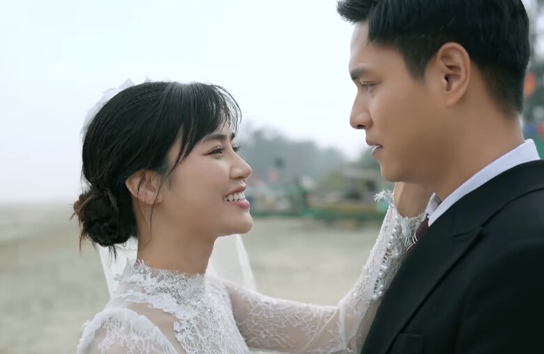 Lợi và Linh chính thức về 1 nhà.