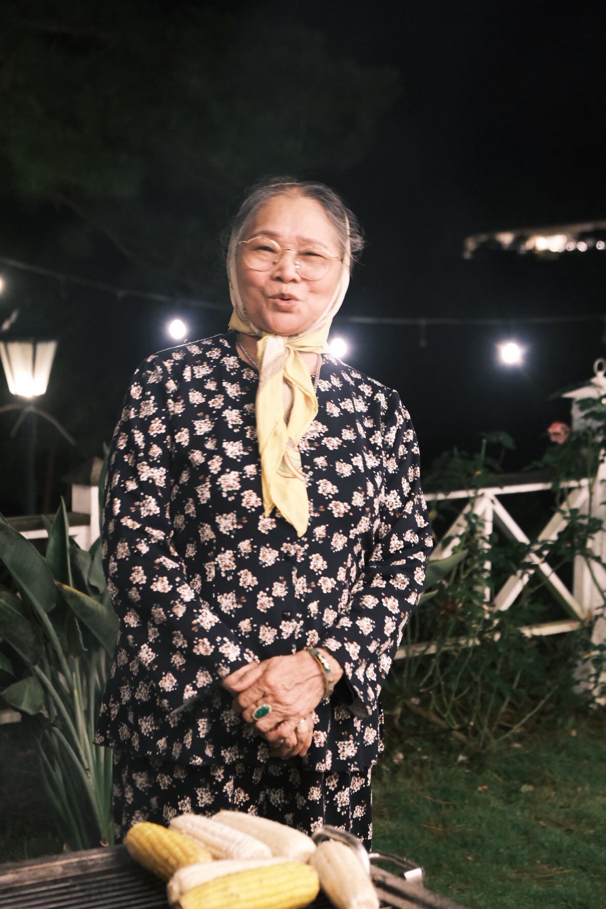 Lệ Quyên chia sẻ những khoảnh khắc đáng yêu, gọi mẹ là em bé.