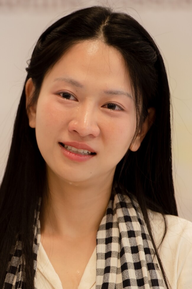 Ngoài ra, diễn viên Lê Bống cũng tham gia casting phim Đường Về. Cô cho biết bản thân đã bay từ Hà Nội vào TP. HCM để tham gia thử vai và làm việc liên tục từ sáng đến chiều nhằm hoàn thiện phần diễn xuất của mình. 