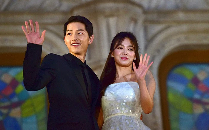 Nhiều người phản đối việc chủ bài đăng cho rằng phụ huynh của Song Joong Ki can thiệp vào hôn nhân của con cái.