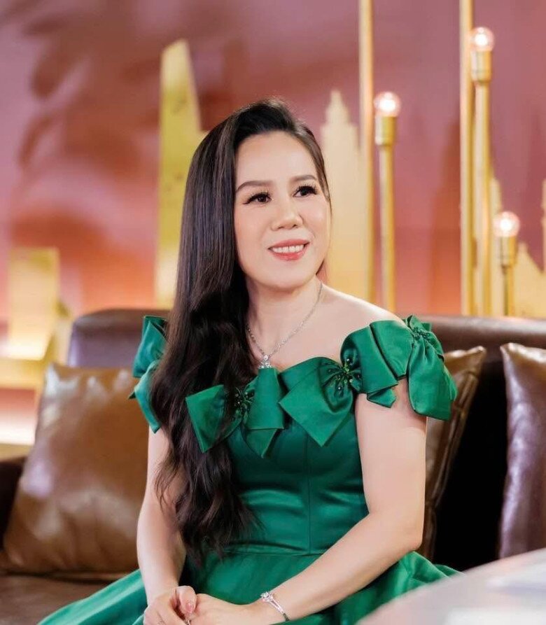 Mai Thiên Vân trong chương trình gần đây.