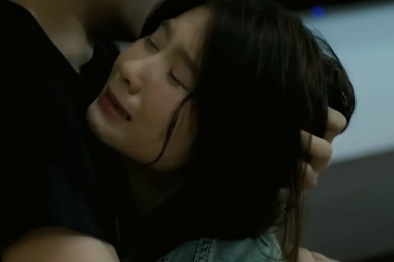 Tuấn kịp thời giải cứu Dương.