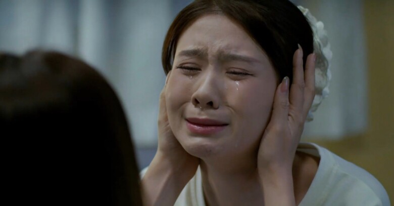 Một bộ phận khán giả đùa rằng Ngân sang phim mới mà vẫn chưa khôn ngoan hơn.