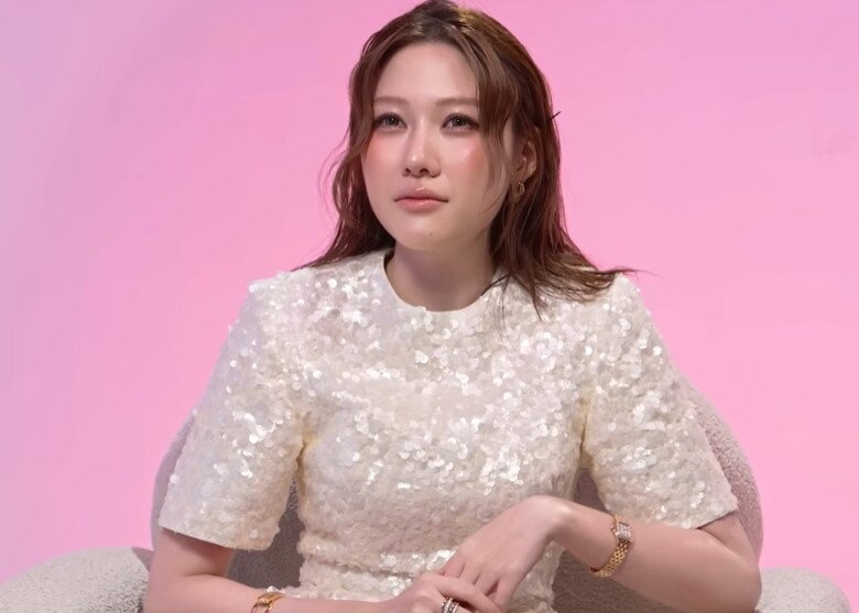 Uyển Ân thừa nhận mâu thuẫn với chị gái một thời gian dài.