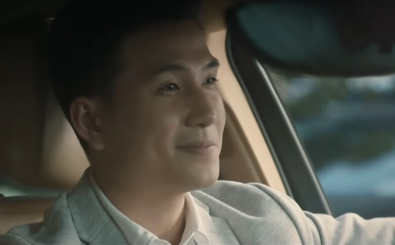 Hiếu kh&ocirc;ng y&ecirc;u T&uacute; m&agrave; y&ecirc;u cảm gi&aacute;c chinh phục.