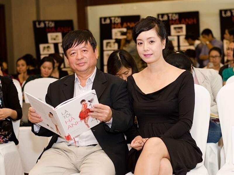 Trong làng giải trí Việt, nhạc sĩ Đỗ Hồng Quân - NSƯT Chiều Xuân là đôi vợ chồng nổi tiếng có cuộc hôn nhân hạnh phúc dài lâu, viên mãn.