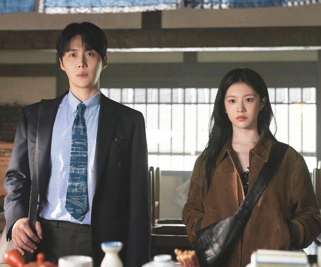 Tiếng Yêu Này Anh Dịch Được Không hiện đang gây bão toàn mạng.