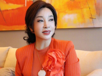 Lưu Hiểu Khánh không chia một xu cho người thân