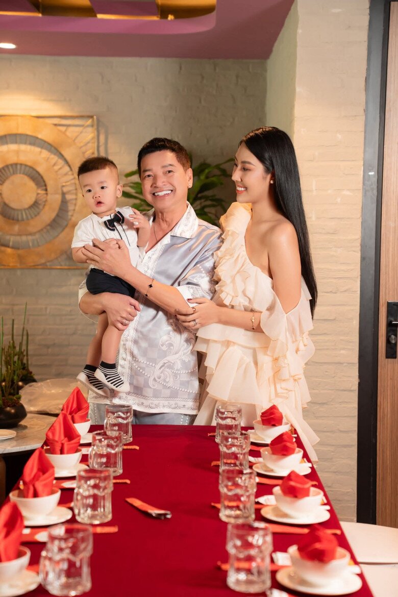 Con trai chung đáng yêu của Quang Minh và Tăng Khánh Chi.