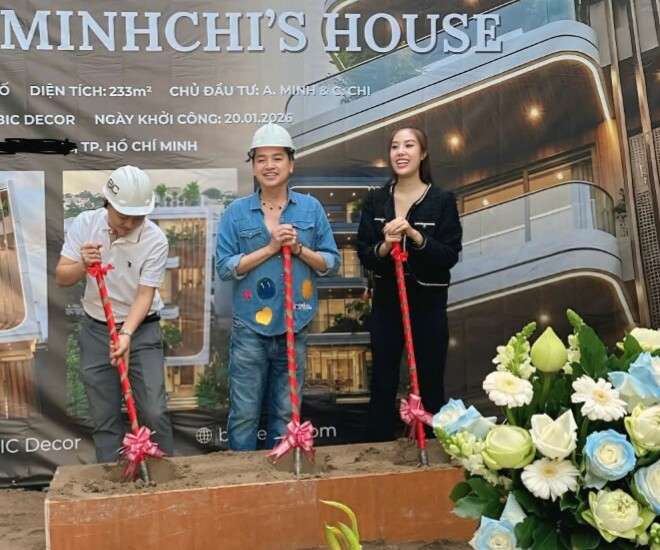 Quang Minh xây nhà mới, ghép tên của mình cùng bạn gái kém 37 tuổi để đặt cho cơ ngơi.