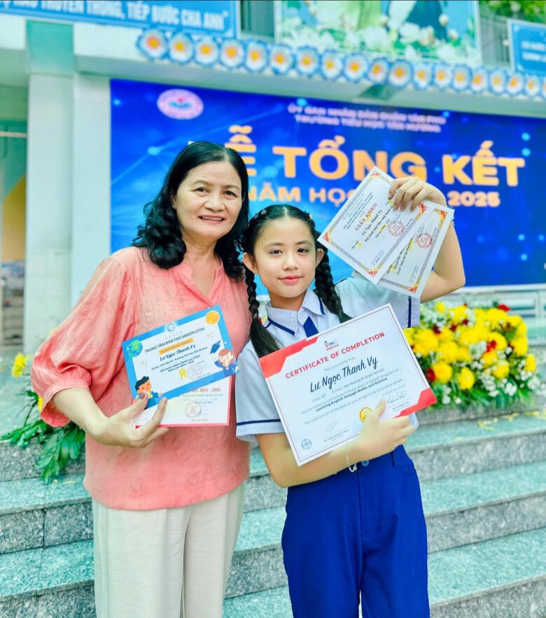 Ái nữ nhà Thanh Hiền có thành tích học tập rất tốt ở trường quốc tế.