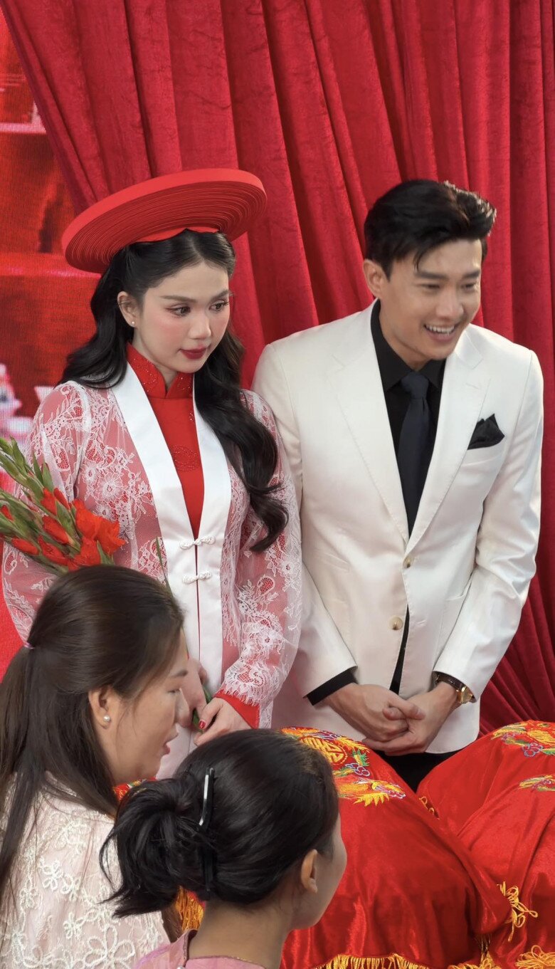 Những ngày qua, Quốc Trường vướng nghi vấn hẹn hò với Ngọc Trinh.