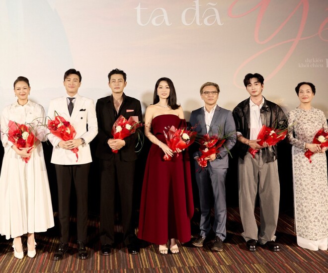 Đạo diễn và dàn diễn viên phim “Một thời ta đã yêu” ra mắt khán giả và truyền thông tại TP.HCM.