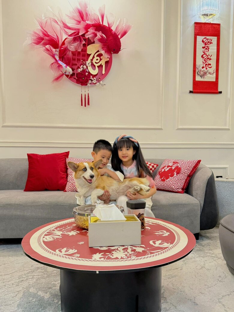 Dù không sống cùng nhau, Boorin và B.Boy vẫn luôn yêu thương, thân thiết với nhau.