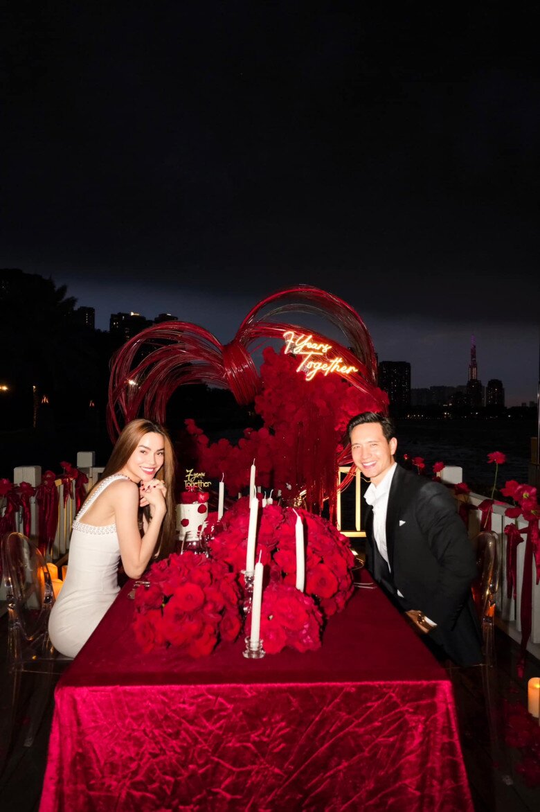 Hồ Ngọc Hà chưa tổ chức đám cưới với Kim Lý vì sợ mọi thứ quá hoàn hảo.