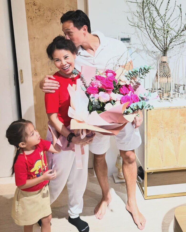 Kim Lý biết ơn mẹ vợ vì luôn giúp đỡ và cảm thông.