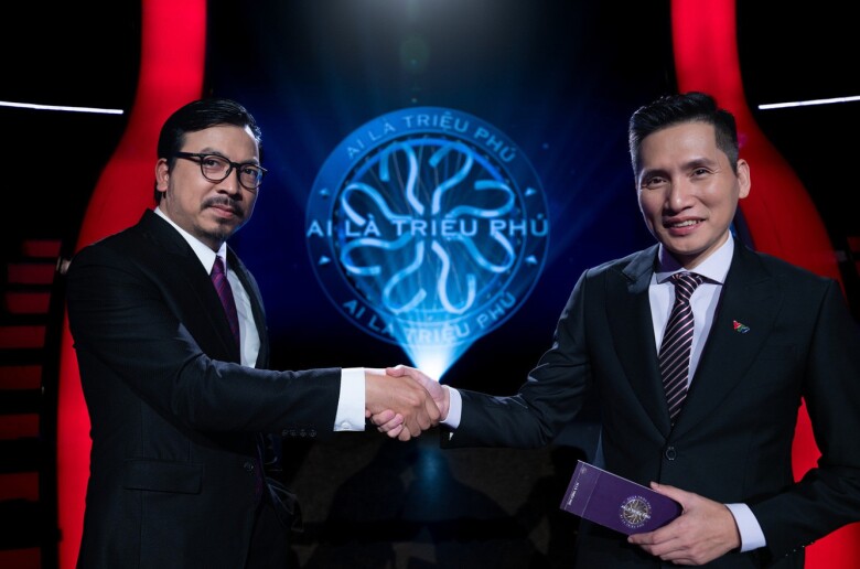 BTV Quốc Khánh là người kế nhiệm của MC Đinh Tiến Dũng.