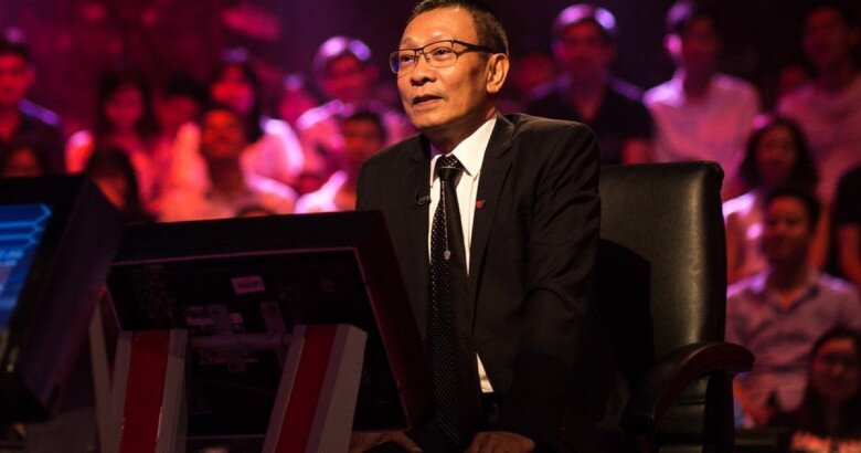 Nam MC từng du học, có thể nói tiếng Nga rất tốt.