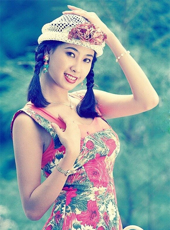 Mỹ nhân xuất thân amp;#34;danh gia vọng tộcamp;#34; chưa đủ tuổi trưởng thành đã là Hoa hậu Việt Nam, nay U50 trẻ đẹp mơn mởn - 2