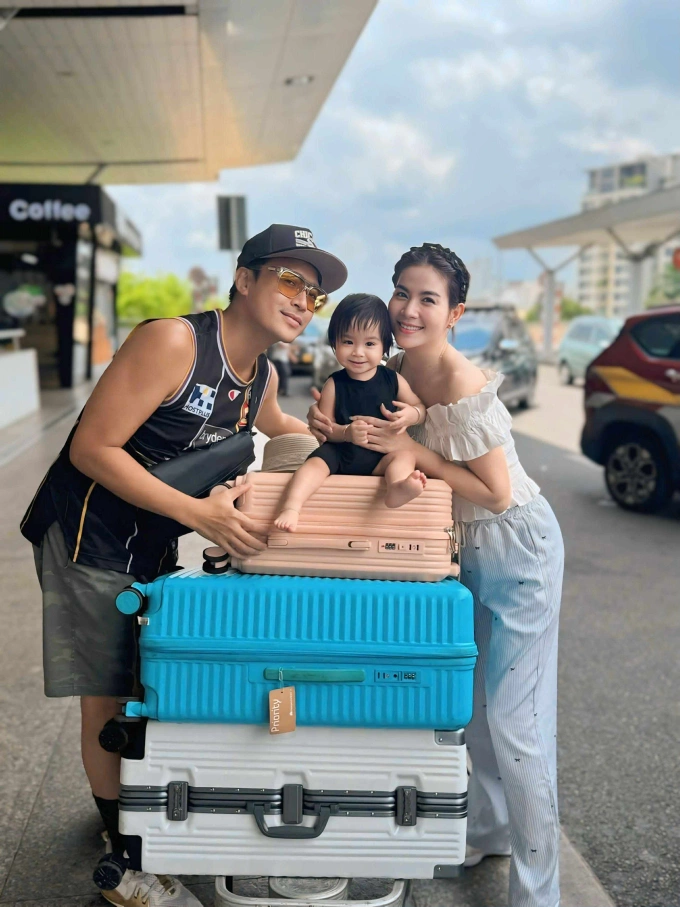 Kha Ly và Thanh Duy đón con đầu lòng sau hành trình đầy gian nan.