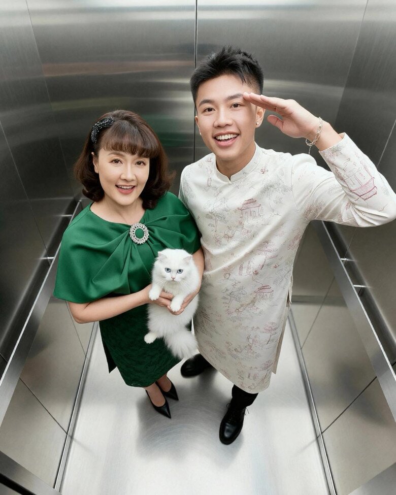 Vân Dung hài hước bóc phốt con trai vẫn còn ế, không tuyển được dâu.