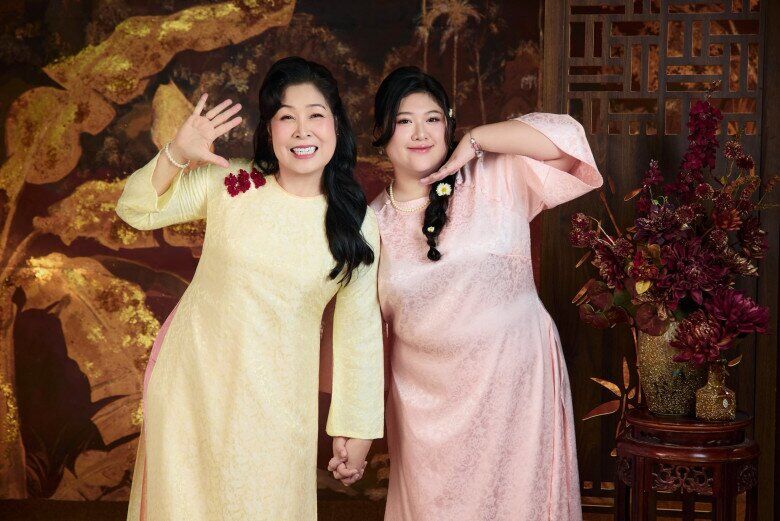 NSND Hồng Vân tự hào khoe con gái giống mẹ nhất, xinh xắn và phúc hậu.