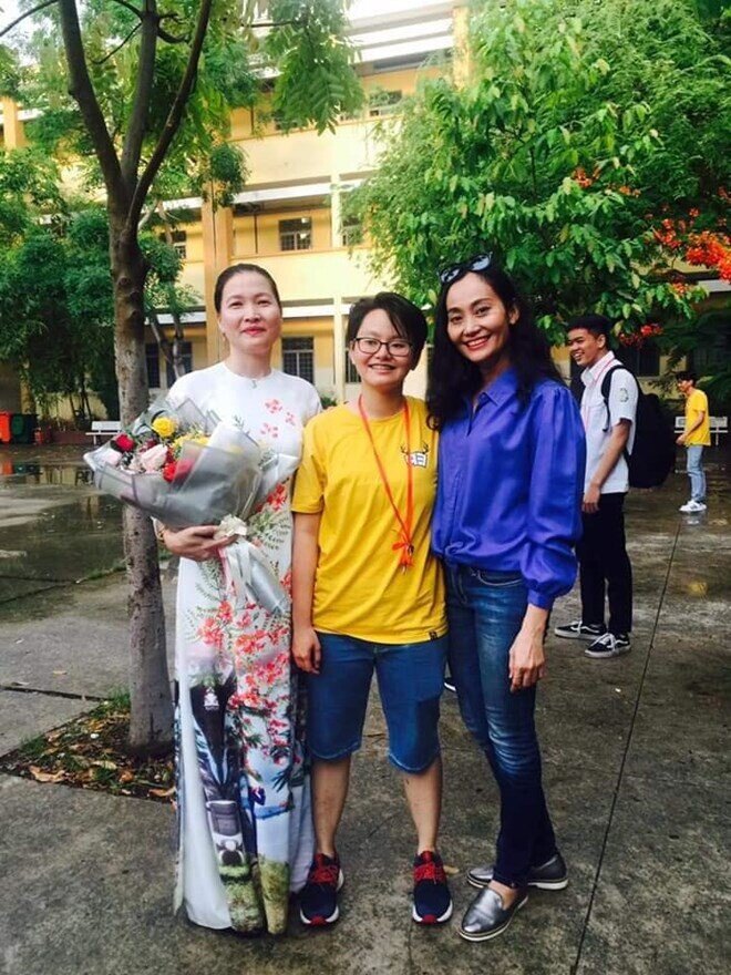 Sự hy sinh, đồng hành cùng con của NSƯT Hạnh Thúy khiến nhiều khán giả cảm động.