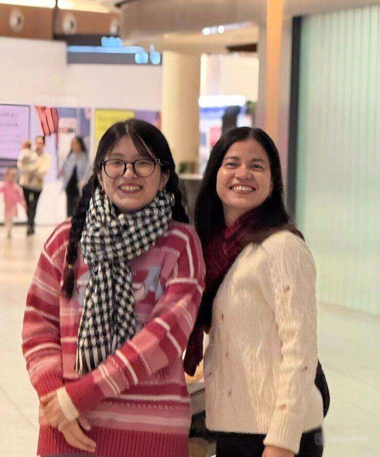 Con gái Nguyễn Văn Chung sang Úc đoàn tụ mẹ ruột.