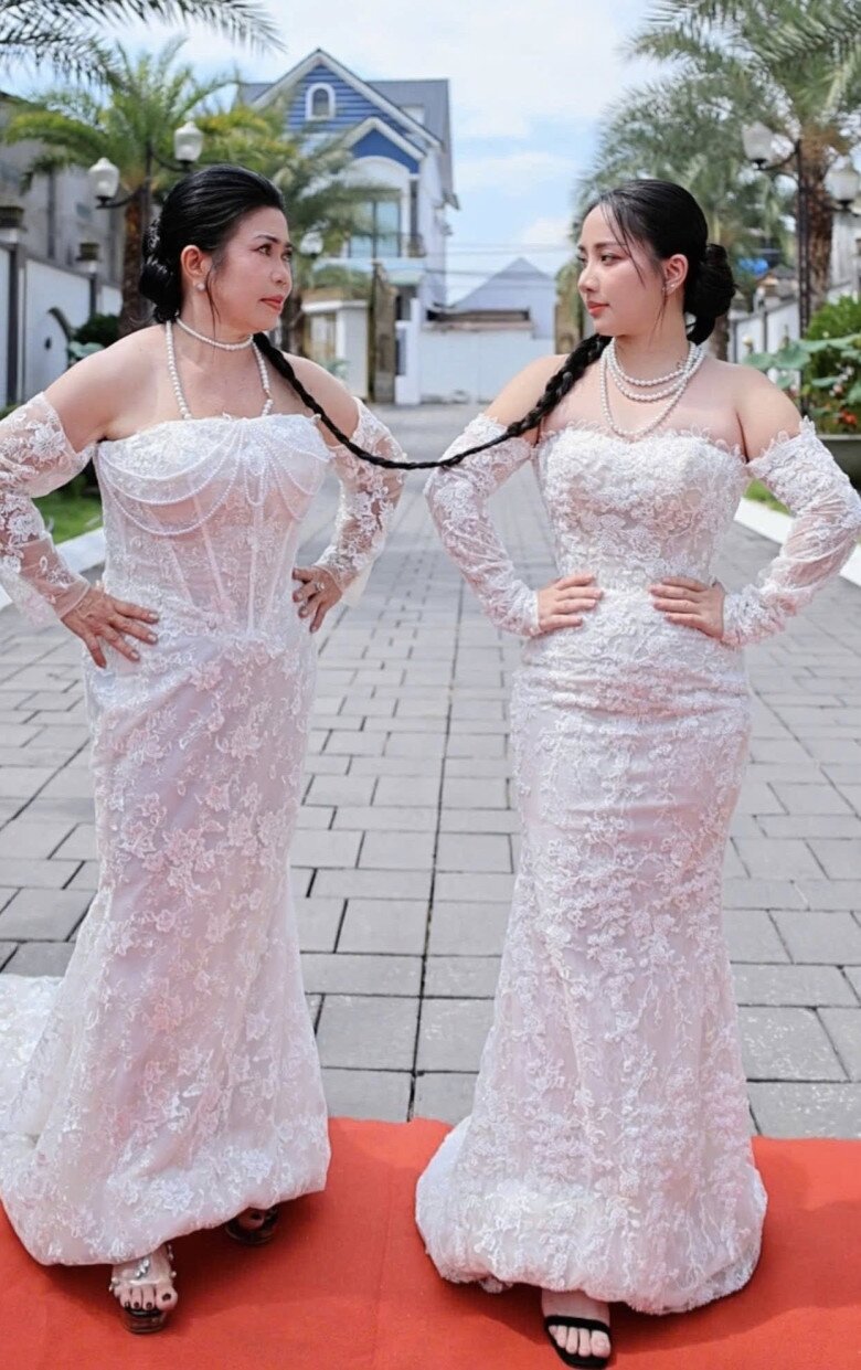 Mẹ ruột Lê Dương Bảo Lâm rất sành điệu, bắt kịp xu hướng so với con cháu.