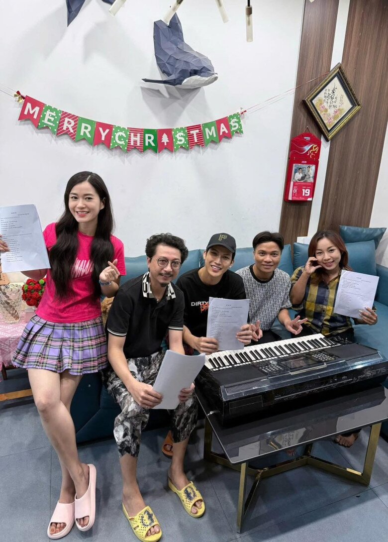 Chương trình Gala Cười 2026 hội tụ nghệ sĩ hai miền Nam- Bắc. Ảnh: FBNV