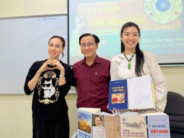 2 mỹ nhân Vbiz cùng đi học Thạc sĩ đầu năm: Người là Á hậu quốc tế tài sắc, người làm vợ đạo diễn nghìn tỷ