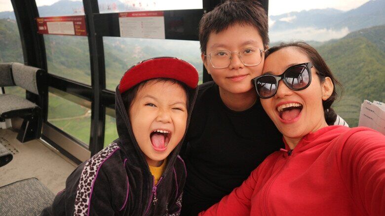 Nữ nghệ sĩ có cuộc sống viên mãn bên chồng con.