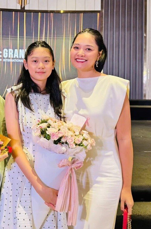 Ái nữ của Hoa hậu Hương Giang sở hữu tài năng piano.