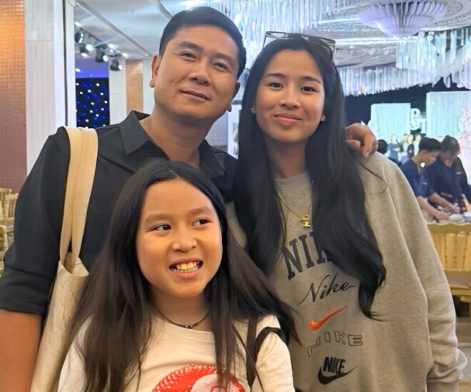 Hồ Hoài Anh đưa 2 con gái đi chơi dịp đầu năm 2026.