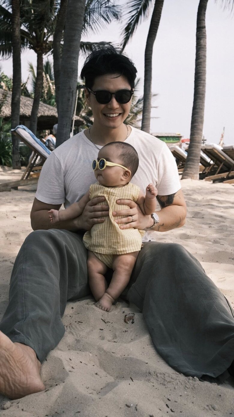 Huy Trần hiếm hoi khoe gương mặt của ái nữ Gạo.