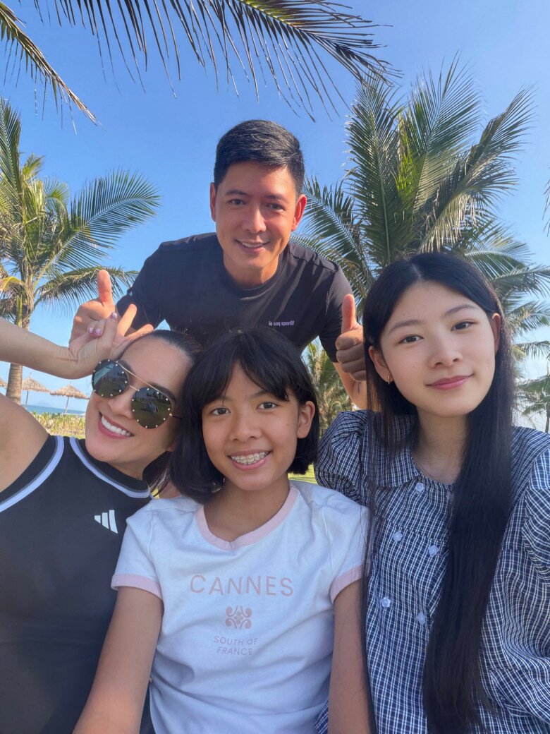 Bình Minh thường đưa vợ con đi du lịch, nghỉ dưỡng.