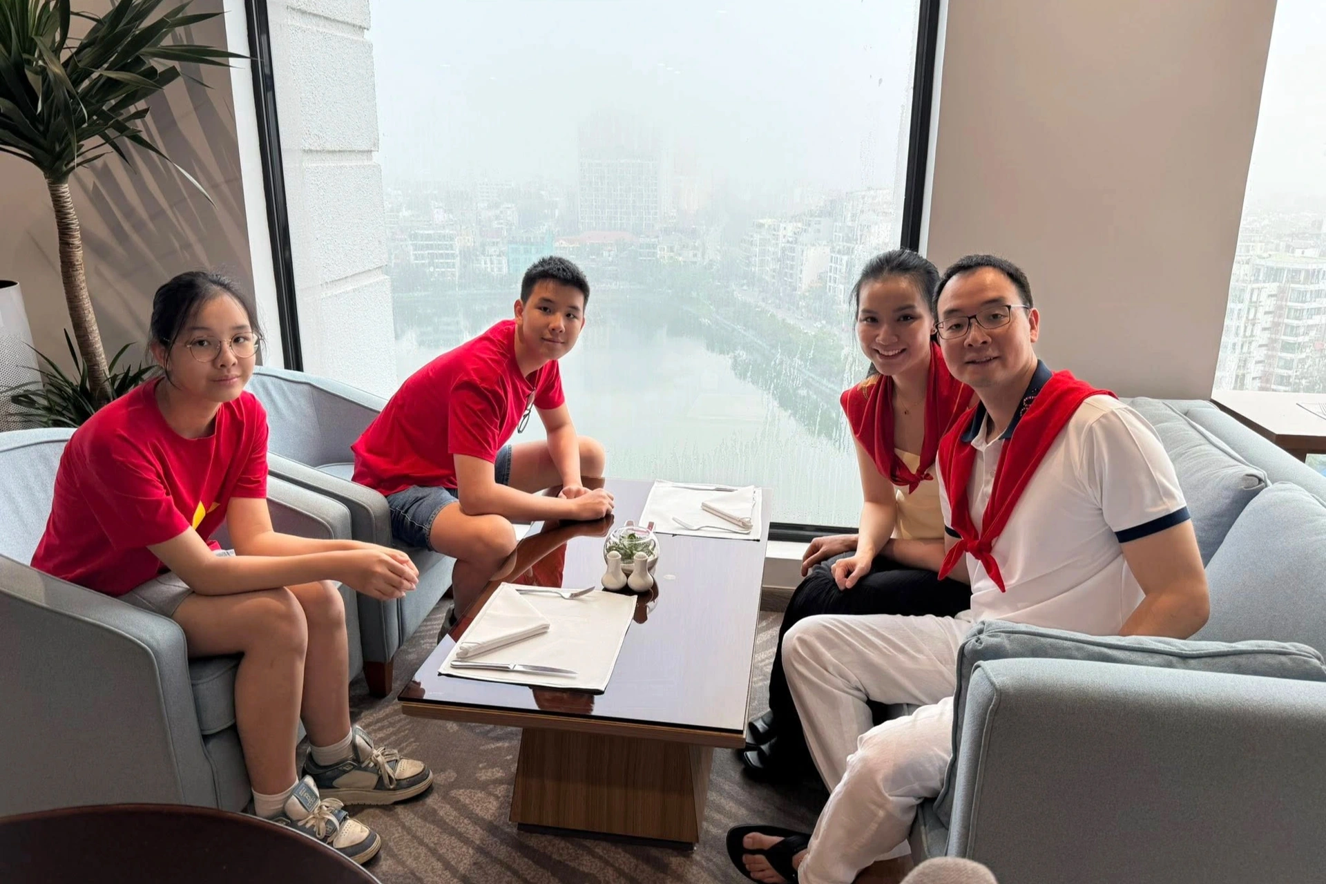 Sau khi kết hôn với ông xã là Tiến sĩ, Thùy Lâm sống kín tiếng, tập trung kinh doanh riêng.