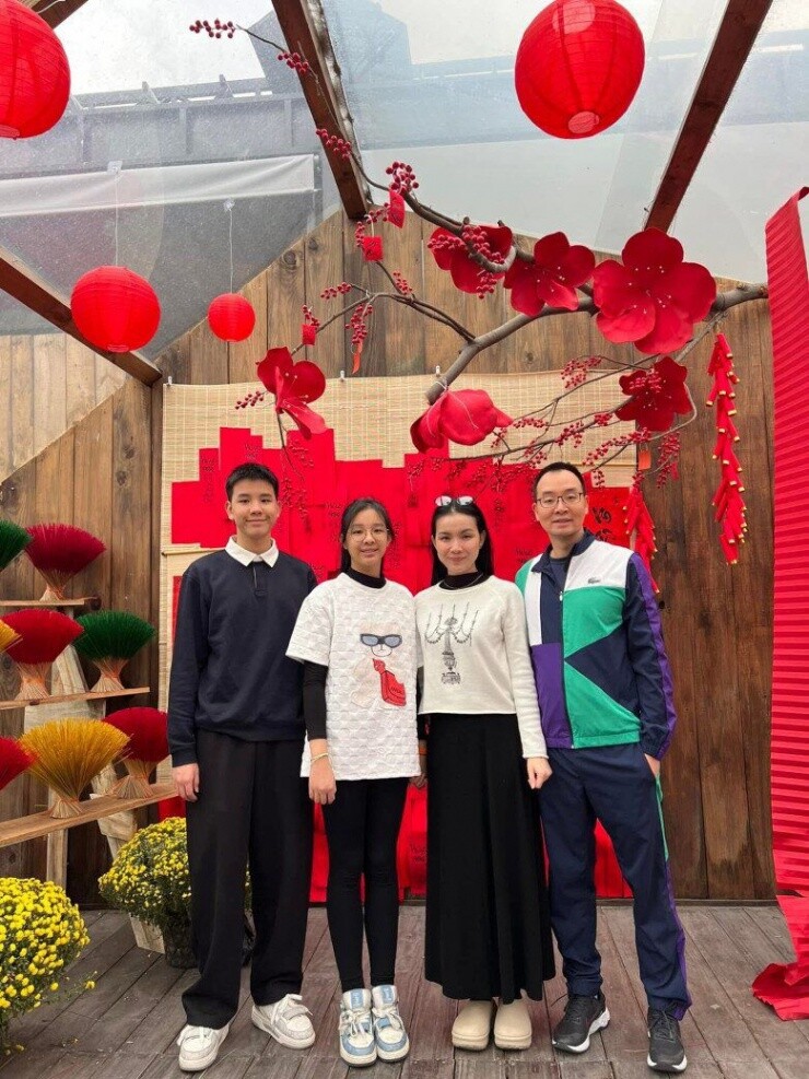 Thùy Lâm hiện là người thấp nhất nhà.