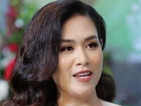 "Nguyệt thảo mai" của "Phía trước là bầu trời" khóc nức nở đêm giao thừa