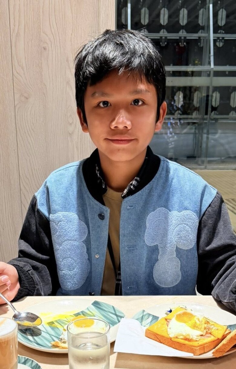 Nam nhạc sĩ lo mình mất kết nối với con vì quá bận rộn.