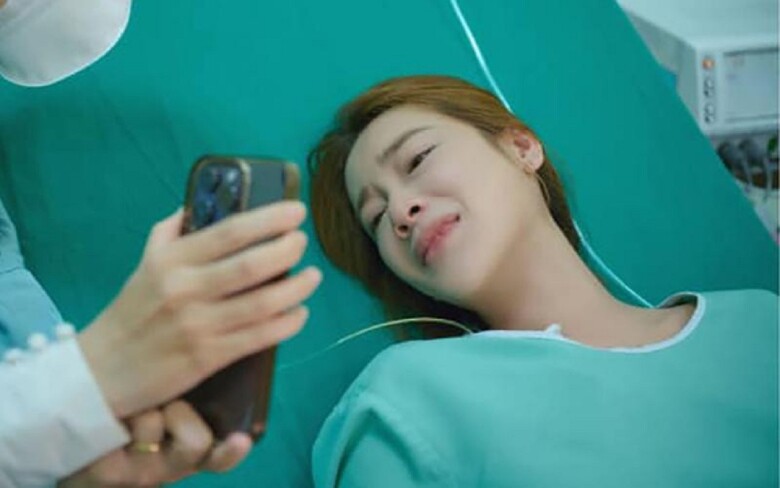 Nhã Phương trong 2 lần sinh con trước đều không có ông xã ở bên cạnh, chỉ có thể nói chuyện qua điện thoại.