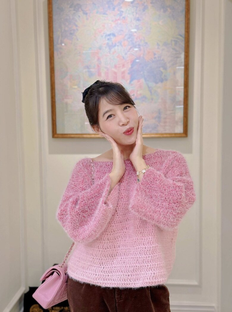 Sao Việt 24h: 3 con Khánh Thi chuẩn amp;#34;con nhà nòiamp;#34; khi nhún nhảy theo nhạc remix, cô út 3 tuổi amp;#34;quẩyamp;#34; không kém anh chị - 6