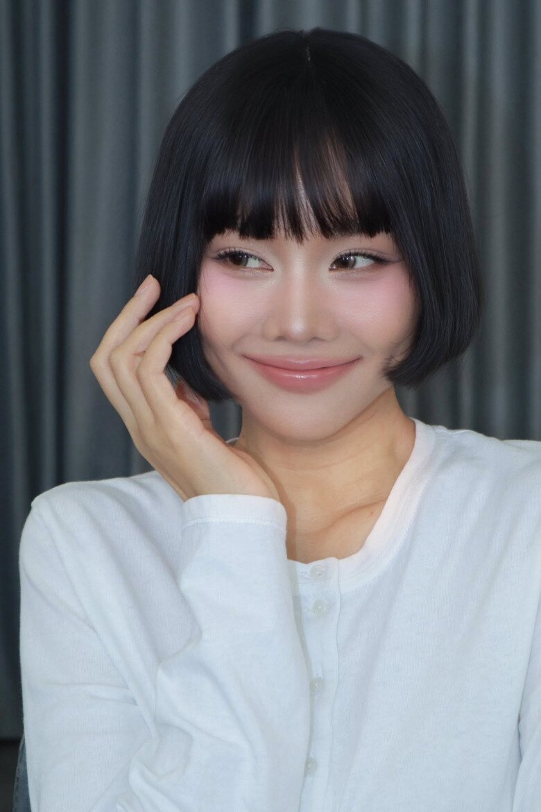 Sao Việt 24h: Chồng sắp cưới nhấc bổng Hòa Minzy bằng 1 tay, cùng bé Bo âm thầm chuẩn bị điều đặc biệt ngày 8/3 - 13