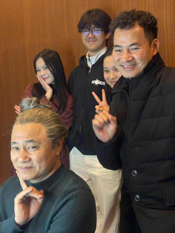 Sao Việt 24h: Con gái Mai Phương làm mẫu ảnh, thần thái và nụ cười ngày càng gợi nhớ đến người mẹ quá cố - 9