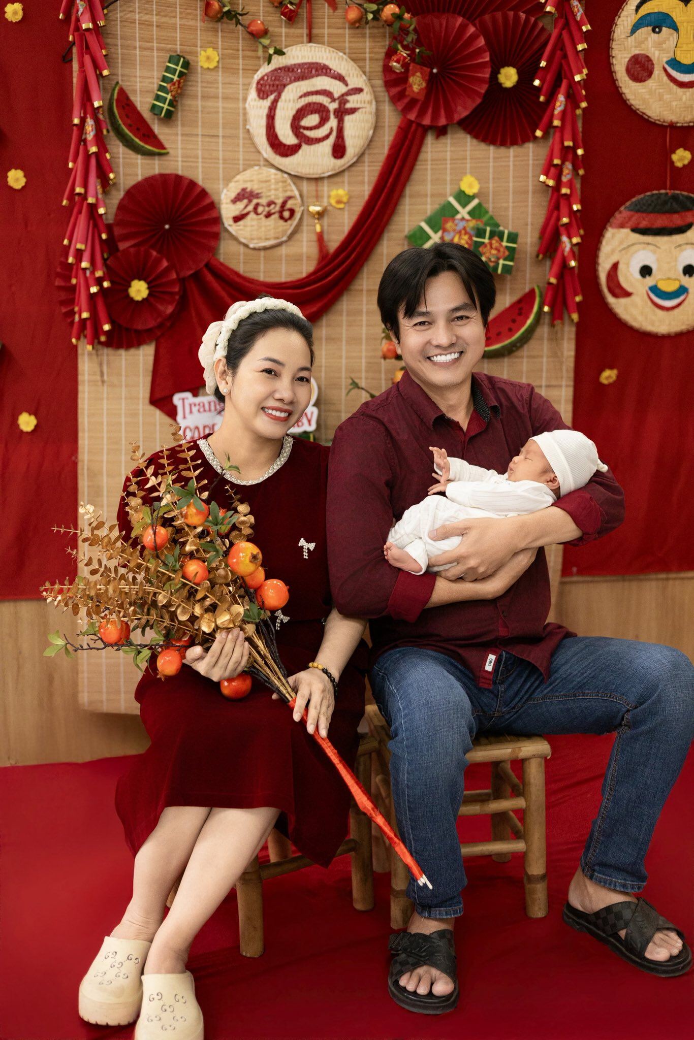 Sao Việt 24h: amp;#34;Dâu hào mônamp;#34; Đặng Thu Thảo trổ tài bày mâm ngũ quả, sắc vóc mẹ 3 con gây ngưỡng mộ - 7