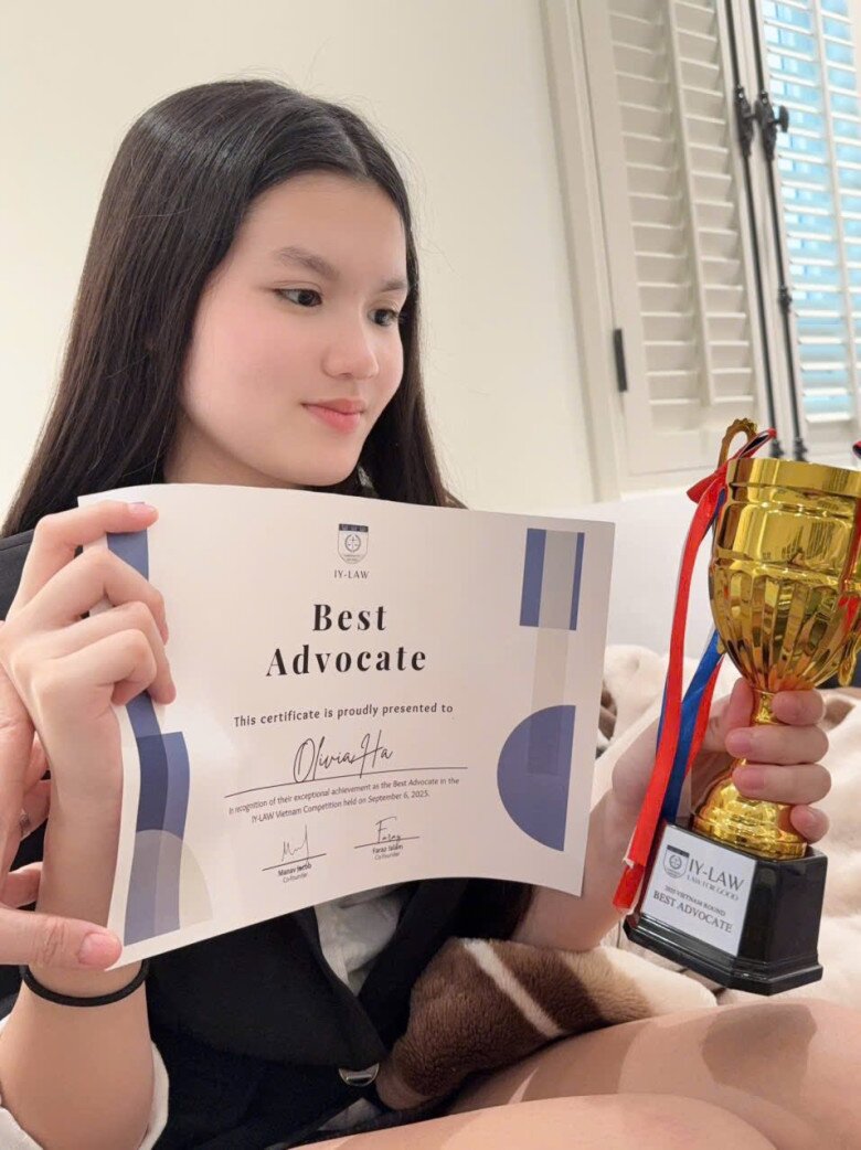 Sao Việt 24h: amp;#34;Nữ hoàng ảnh lịchamp;#34; kỷ niệm 32 năm ngày cưới, hé lộ bí quyết giữ hôn nhân bền chặt hơn 3 thập kỷ - 8